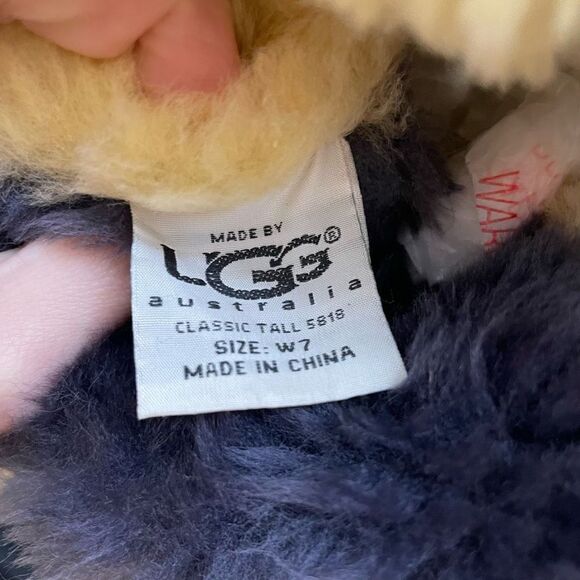 UGG Classic Tall 5818 Leather Sheepskin Shearling Winter Boots Color Block W7 7 - Picture 8 of 10